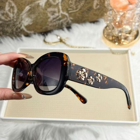 Fine Girl Summer Shades