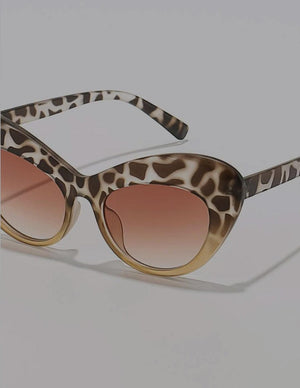 Cateye Print Sunglasses - Image #4